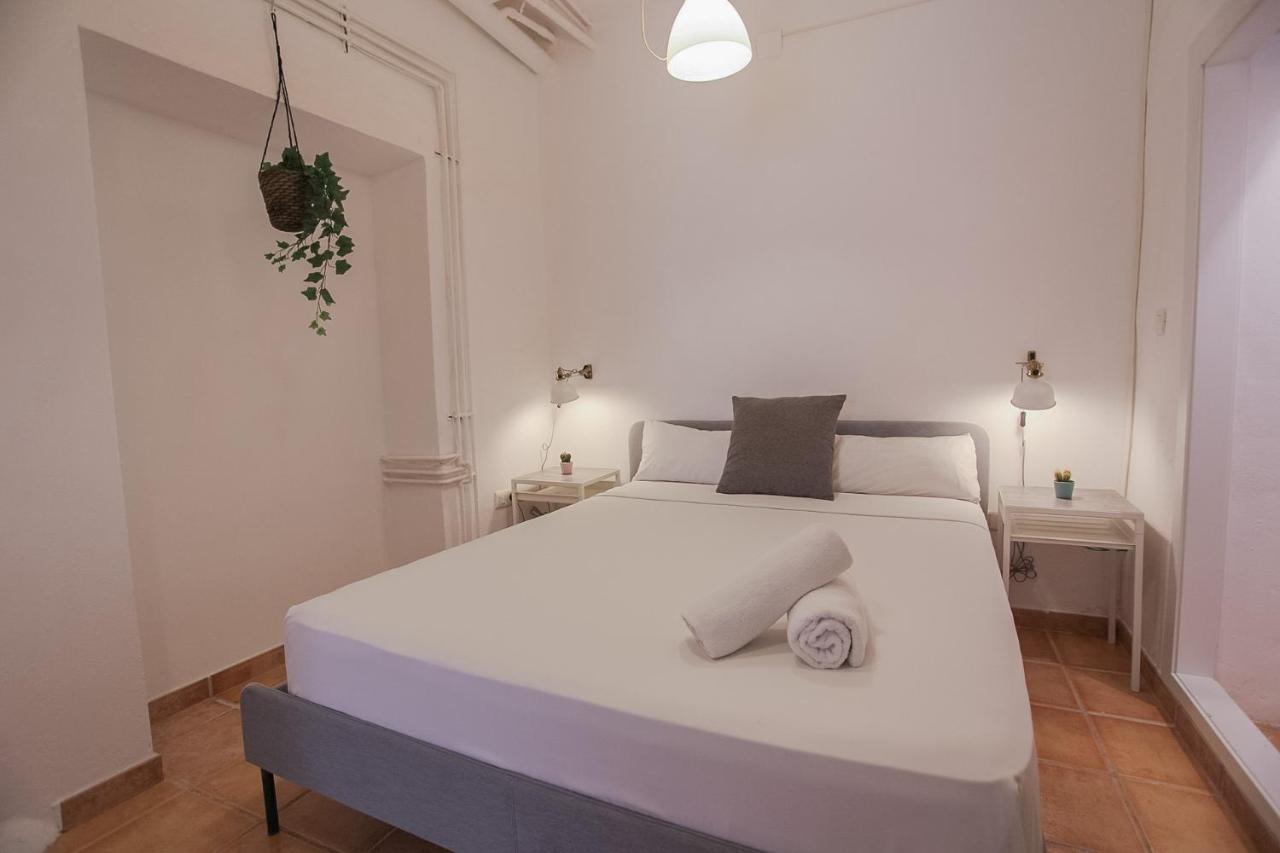 Centrico Apartamento Junto Al Cervantes マラガ エクステリア 写真